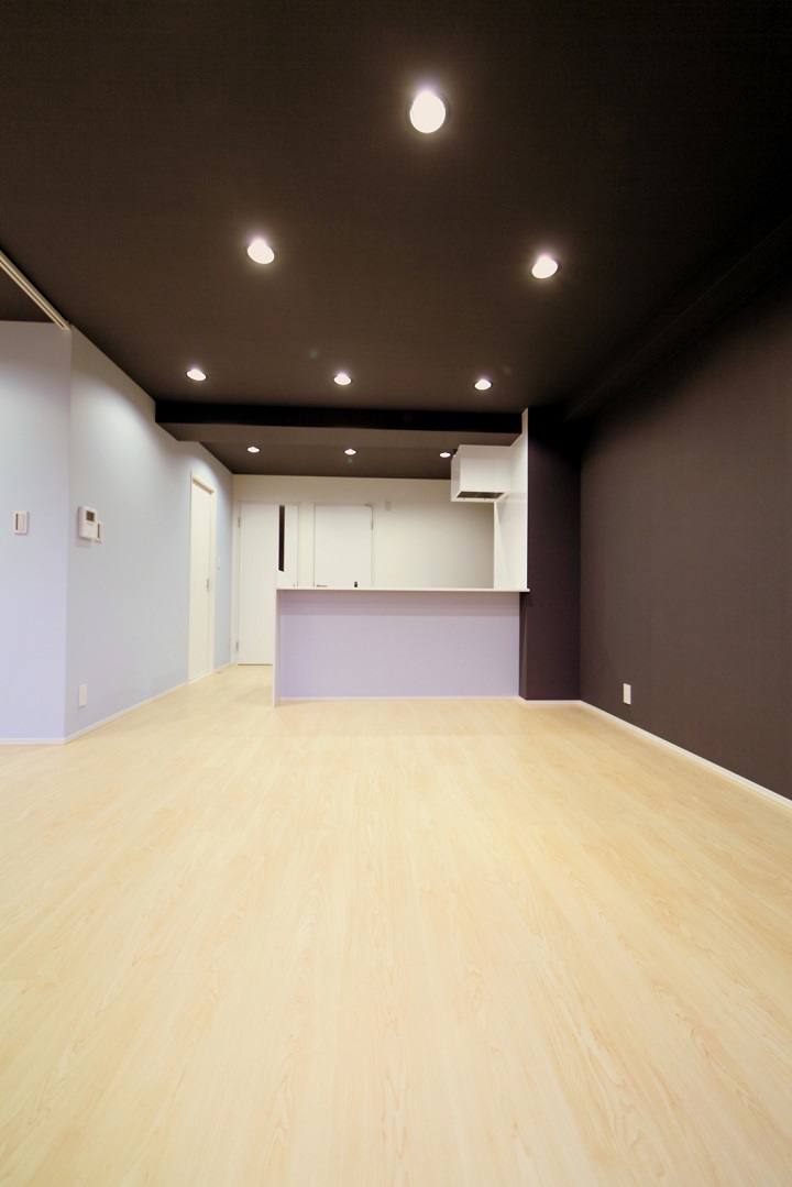 VERTICAL LIFE Ⅱ　／間取りが変化するお部屋