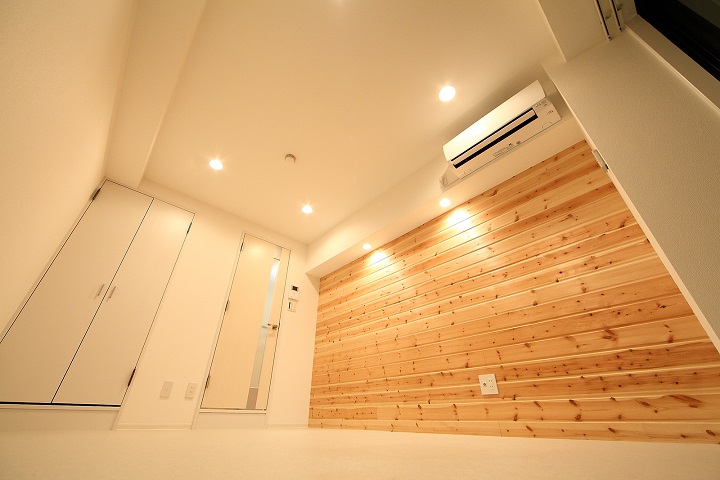 SWEDEN WOOD LIFE　／北欧の香りと暮らす部屋。